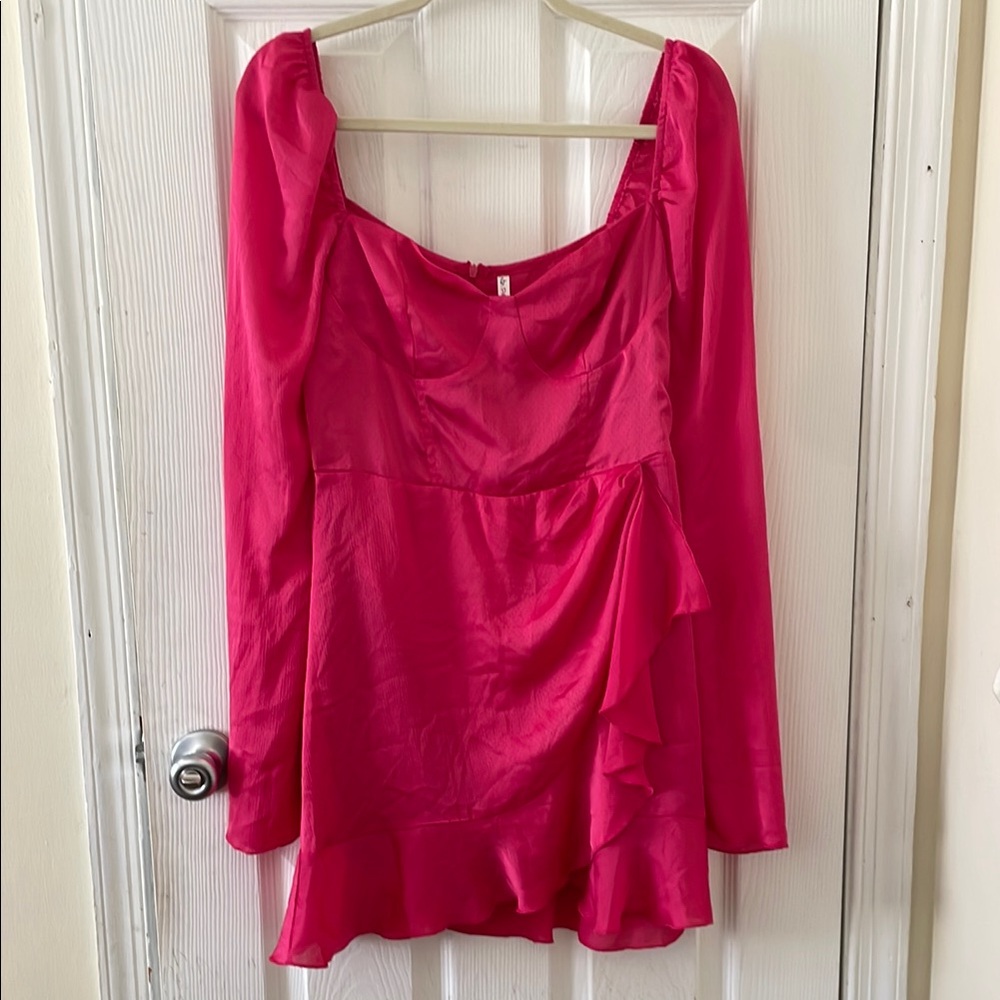 Elegant Pink Long Sleeve Dress